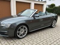 Używany Audi A5 Cabriolet Design 245 KM (180 kW) 2012 Szary Kabriolet
