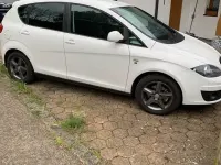 Gebraucht Seat Altea Reference 105 PS (77 kW) 2014 Weiß Van / Kleinbus