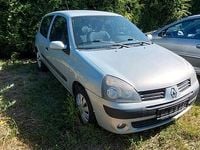 Gebraucht Renault Clio II Dynamique 98 PS (72 kW) 2004 Grau Kleinwagen