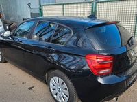 Gebraucht BMW 114 102 PS (75 kW) 2014 Schwarz Kleinwagen