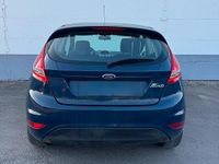 Second-hand Ford Fiesta 60 CP (44 kW) 2012 Albastru Hatchback