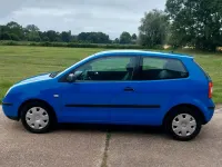 Gebraucht VW Polo 65 PS (47 kW) 2002 Blau Kleinwagen