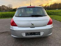Gebraucht Peugeot 308 Platinum 111 PS (81 kW) 2011 Silber Limousine