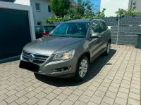 Gebraucht VW Tiguan 140 PS (102 kW) 2009 Grau SUV