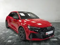 Gebraucht Audi RS3 Sportback Comfort 400 PS (294 kW) 2026 Progressivrot metallic Kleinwagen