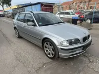 Gebraucht BMW 330 184 PS (135 kW) 2001 Silber Kombi