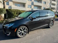Gebraucht Chrysler Pacifica Limited 291 PS (214 kW) 2017 Schwarz Van / Kleinbus