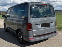 Gebraucht VW California Beach 150 PS (110 kW) 2024 Grau Van