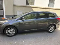 Gebraucht Ford Focus Titanium 120 PS (88 kW) 2018 Grau Kombi