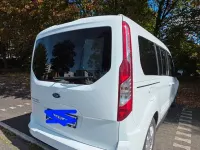 Gebraucht Ford Tourneo Titanium 120 PS (88 kW) 2019 Weiß Van / Kleinbus