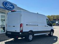 Używany Ford Transit Trend 131 KM (96 kW) 2025 Biały Minivan