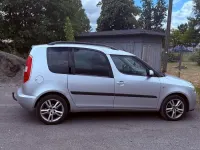 Gebraucht Skoda Roomster 63 PS (46 kW) 2008 Silber Van / Kleinbus