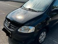 Second-hand VW Fox 70 CP (51 kW) 2007 Negru Hatchback
