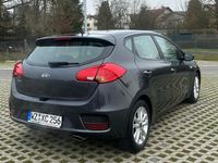 Gebraucht Kia Ceed 101 PS (74 kW) 2017 Blau Kleinwagen