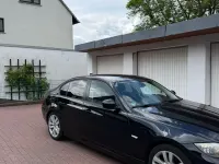 Gebraucht BMW 320 184 PS (135 kW) 2011 Schwarz Limousine