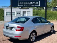 Gebraucht Skoda Octavia Elegance 105 PS (77 kW) 2013 Silber Limousine