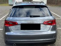 Gebraucht Audi A3 110 PS (80 kW) 2015 Grau Limousine