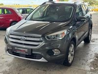 Gebraucht Ford Kuga Titanium 179 PS (131 kW) 2017 Grau SUV