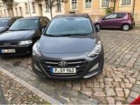 Gebraucht Hyundai i30 136 PS (100 kW) 2016 Grau Kleinwagen