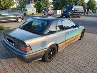 Gebraucht BMW 318 Cabriolet Basis 116 PS (85 kW) 1997 Schwarz Cabrio