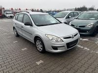 Gebraucht Hyundai i30 Classic 126 PS (92 kW) 2008 Silber Kombi