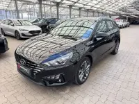 Gebraucht Hyundai i30 Trend 160 PS (117 kW) 2023 Schwarz Kombi