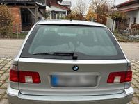 Gebraucht BMW 525 192 PS (141 kW) 2003 Silber Kombi