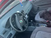 Usata Skoda Fabia 75 CV (55 kW) 2002 Rosso Utilitaria