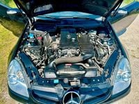 Second-hand Mercedes SLK200 163 CP (119 kW) 2007 Negru Cabrio