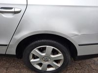 Gebraucht VW Passat 140 PS (102 kW) 2008 Silber Kombi
