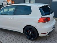 Gebraucht VW Golf GTI 210 PS (154 kW) 2011 Weiß Coupé
