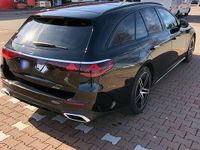 Gebraucht Mercedes E220 197 PS (144 kW) 2024 Schwarz Kombi