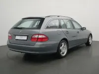 Gebraucht Mercedes E200 163 PS (119 kW) 2004 Grau Limousine