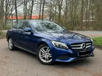 Gebraucht Mercedes C180 156 PS (114 kW) 2015 Blau Limousine