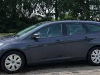 Gebraucht Ford Focus Trend 116 PS (85 kW) 2013 Grau Kombi