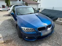 Gebraucht BMW 320 135 PS (99 kW) 2012 Blau Cabrio