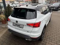 Gebraucht Seat Arona FR 110 PS (80 kW) 2022 Nevadaweiss(m)/dach:schwarzm SUV