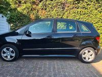 Gebraucht Mercedes B180 Sport Edition 109 PS (80 kW) 2010 Schwarz Van / Kleinbus