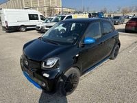 Gebraucht Smart ForFour Electric Drive 60 kW (82 PS) 2019 Schwarz Limousine