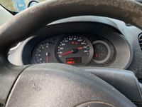 Gebraucht Renault Kangoo Authentique 75 PS (55 kW) 2011 Weiß Van / Kleinbus