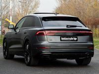Gebraucht Audi Q8 S-Line 286 PS (210 kW) 2025 Grau SUV