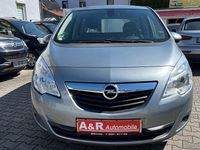 Gebraucht Opel Meriva Edition 95 PS (69 kW) 2013 Silber Van / Kleinbus