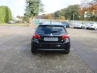 Gebraucht Peugeot 308 Allure 131 PS (96 kW) 2018 Schwarz Limousine