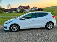 Gebraucht Kia Ceed 101 PS (74 kW) 2016 Weiß Kleinwagen