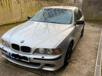Gebraucht BMW 525 163 PS (119 kW) 2003 Silber Limousine