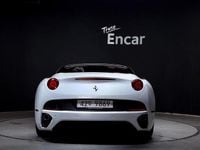 Gebraucht Ferrari California 460 PS (338 kW) 2011 Weiß Cabrio