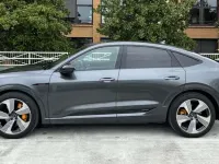 Gebraucht Audi e-tron Sportback S-Line 300 kW (408 PS) 2022 Daytonagrau perleffekt SUV