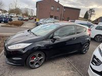 Gebraucht Ford Fiesta ST 182 PS (133 kW) 2015 Schwarz Kleinwagen