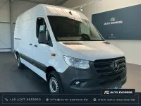 Używany Mercedes Sprinter 170 KM (125 kW) 2024 Biały Van