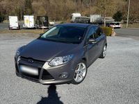 Usata Ford Focus Titanium 182 CV (133 kW) 2012 Marrone Berlina
